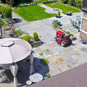 https://acorn-guest-house-in-hull.yorkshirehotels.net